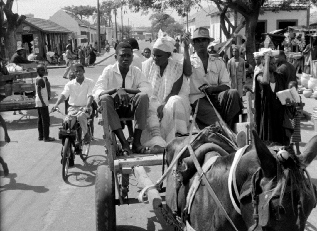 Ly Abdoulay dans Borom sarret