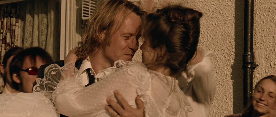 Stellan Skarsgård, Emily Watson dans Breaking the Waves